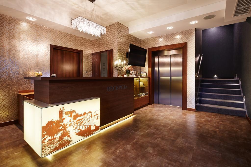 Hotel Miodowy Mlyn Опатов Екстериор снимка